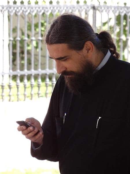 Por qué los Sacerdotes Ortodoxos Griegos Tienen Barbas