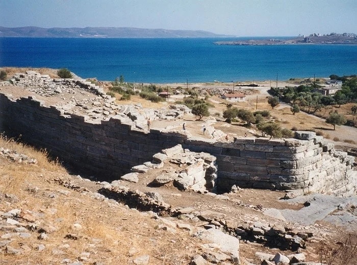 Thorikos: El Teatro más Antiguo del Mundo Yace Casi Olvidado