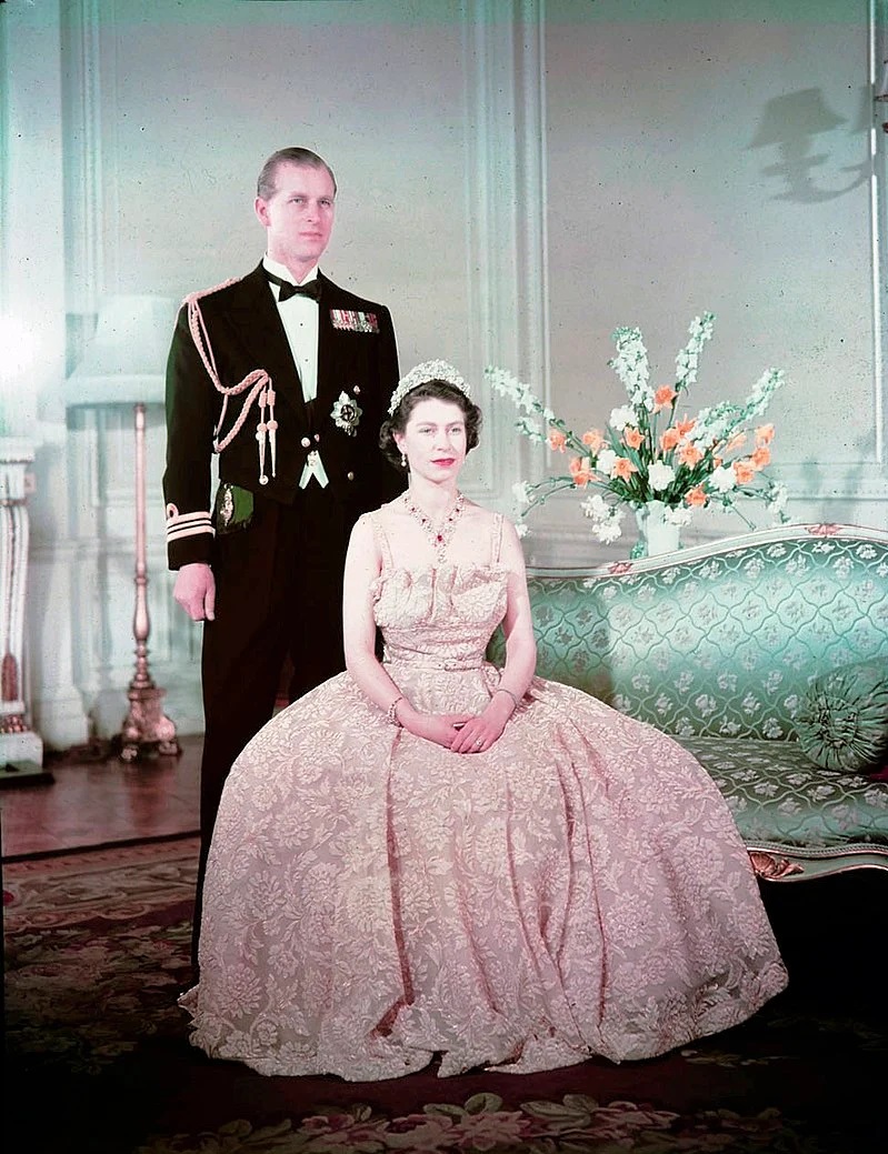 Felipe y la reina Isabel