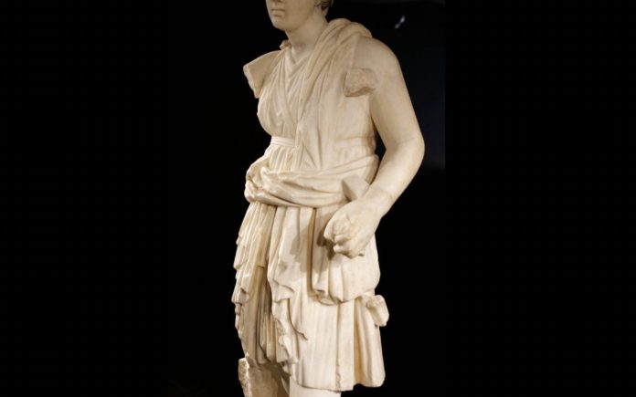 estatua griega